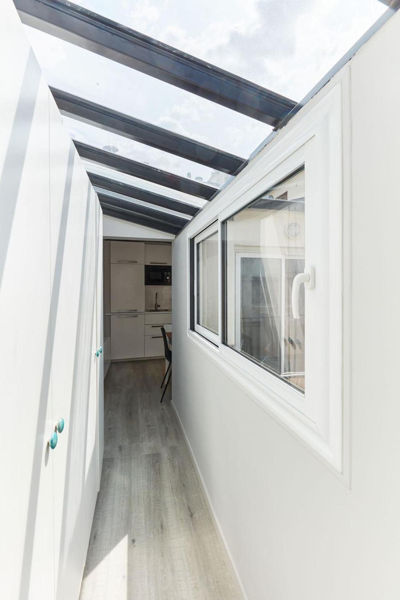Jardin And Balcony 1br Appartement *